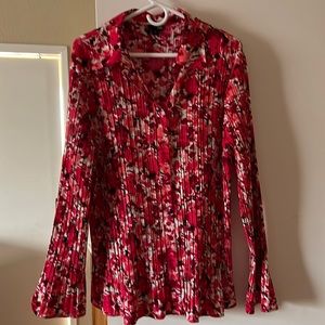 East 5th Ave…Button Blouse. Size 3X and like new.